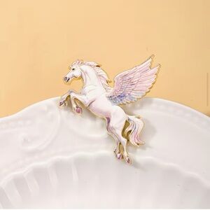 Iridescent White Pegasus Brooch with Gold Trim Mythical Creature Lapel Pin NWOT